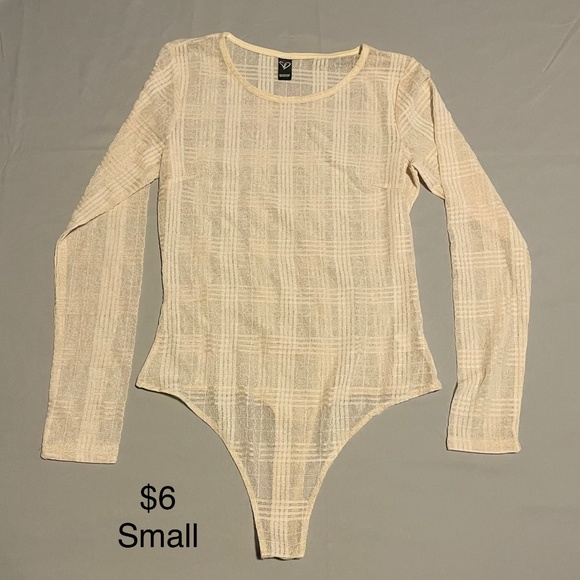 Windsor Tops - Sheer top